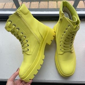 Justfab tevos combat boot yellow NEW NEVER WORN